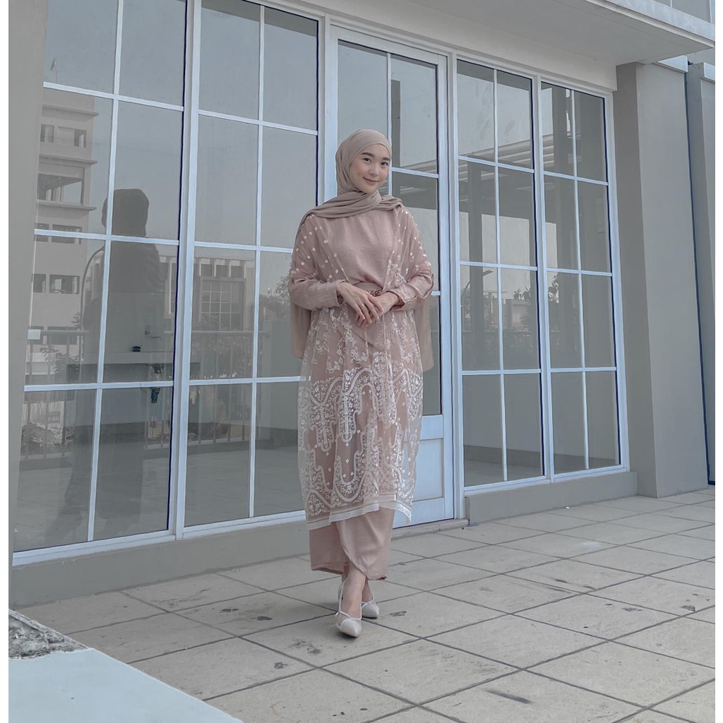 JALEELA - KAMAYA SET  (WRAP DRESS + SHAWL INCLUDED)