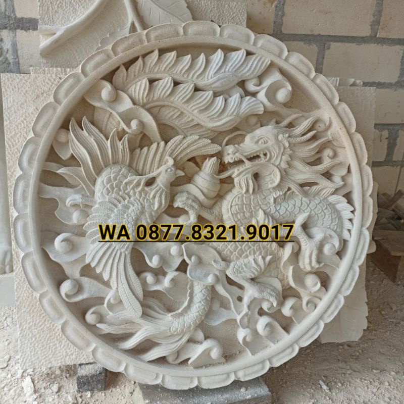batu alam ukir motif naga