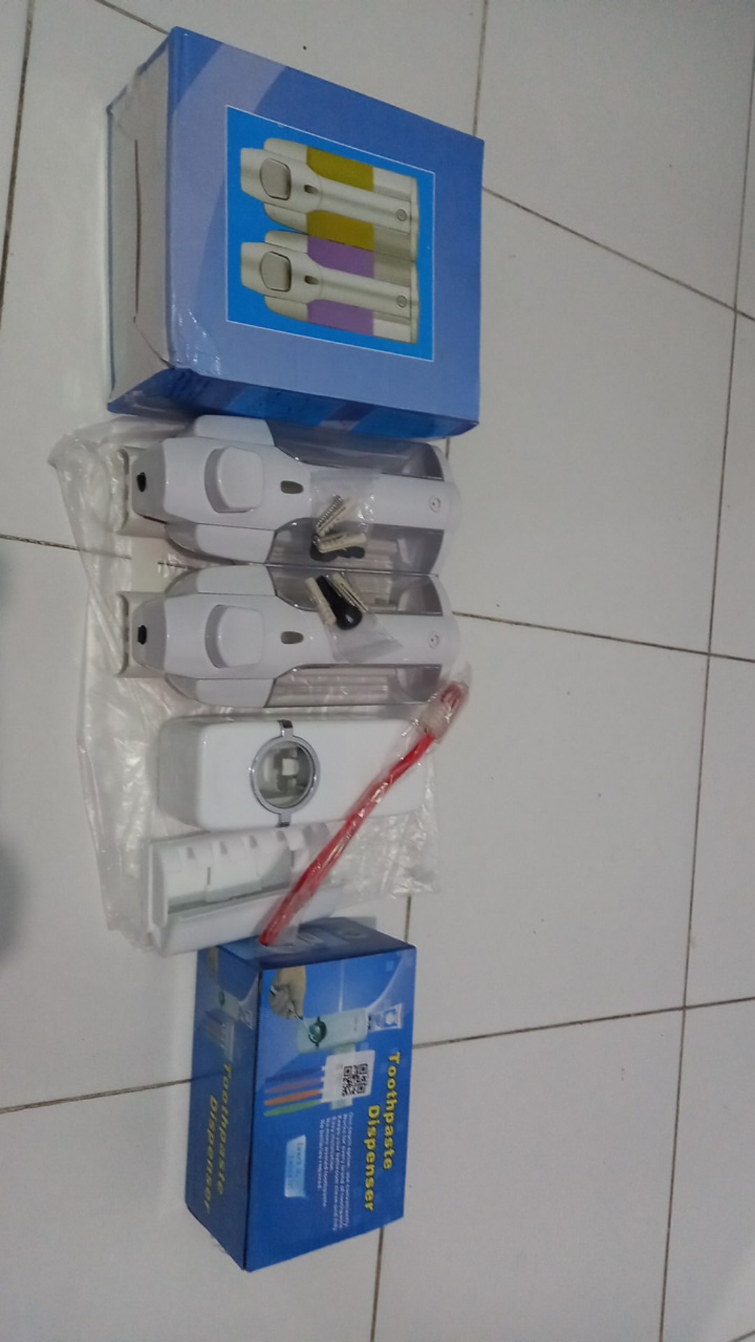 Bonuss Sikat Gigi Tempat Sabun Cair Key Lock + Dispenser Odol & Tempat Sikat Gigi Anti Bocor