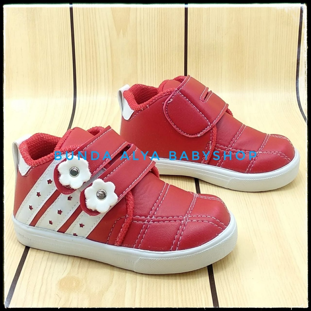 Sepatu Anak Perempuan Usia 1 2 3 4 Tahun Size 22 - 30 Alas Karet MERAH - Sepatu Anak Cewek Anti Licin Alas Karet