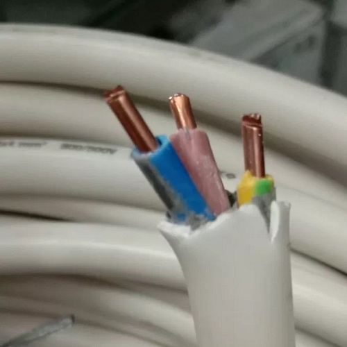 Kabel METAL Isi 3x4 mm Kabel Listrik Tembaga / Kabel Instalasi Kabel Listrik Tunggal NYM