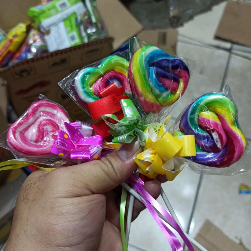 

Permen Lolipop Lollipop Candy King Bentuk Love Pita 4Cm Terlaris