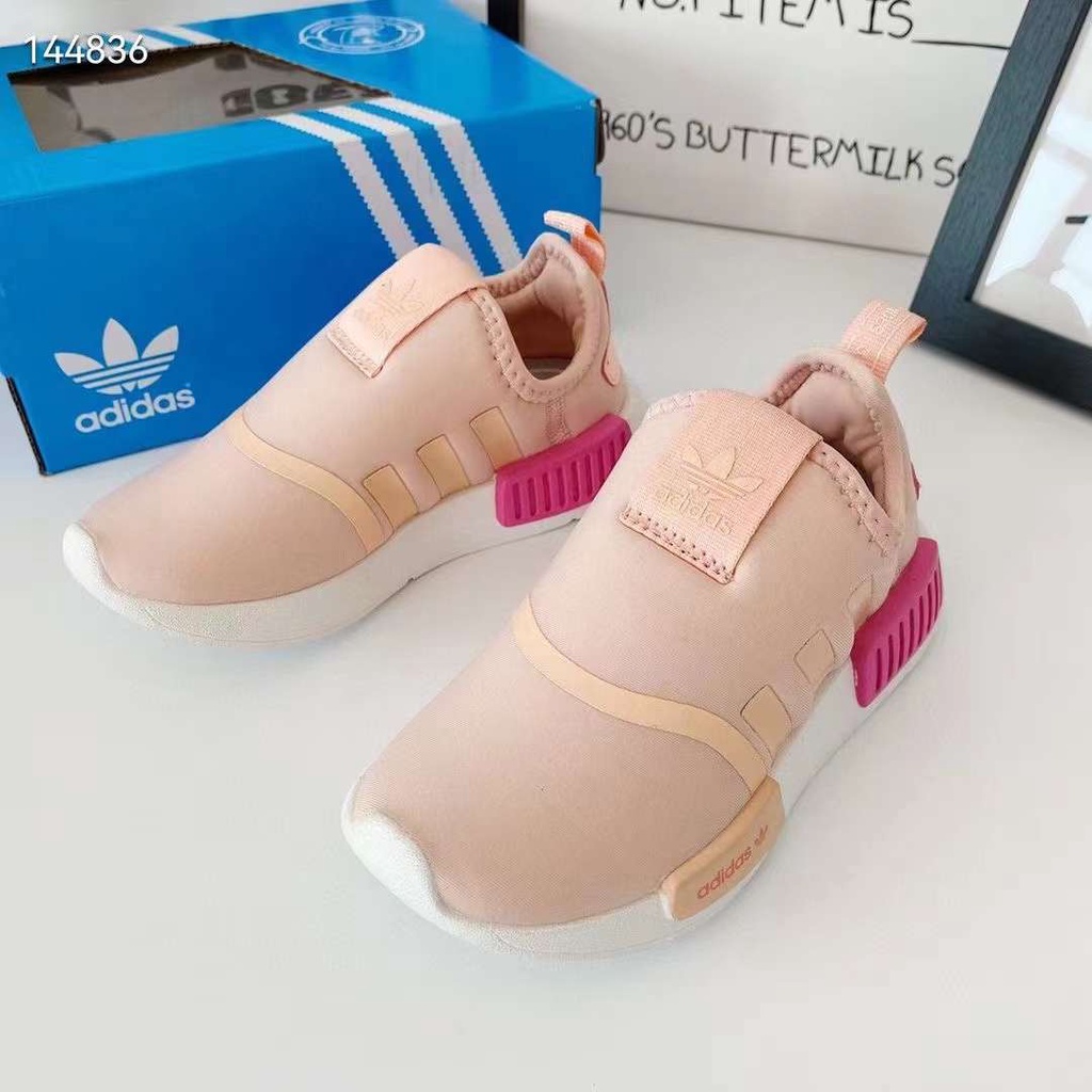 ADIDAS / Sepatu Kets Anak Adidas NMD / Slip On Kids / Sepatu Anak / Sepatu Adidas Anak / ADIDAS NMD Kids / Sepatu Adidas Kids / Adidas NMD Anak / Sneaker Anak/ Sepatu Anak laki laki / Sepatu Anak Perempuan / Sepatu Kets Adidas / Sepatu Anak / Sneaker Anak