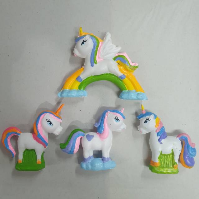 

Mainan unicorn B( besar) tinggi 6 cm 1 set isi 4 pch