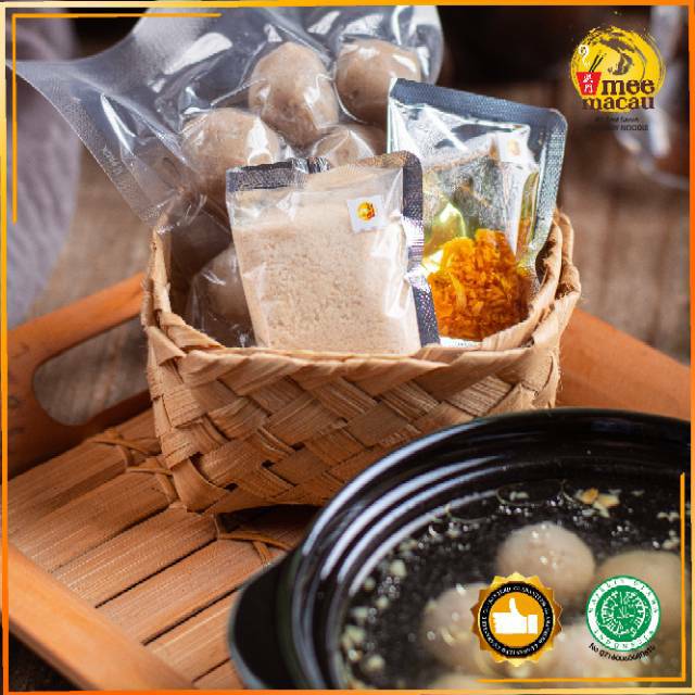 

Bumbu Kuah Bakso Sachet | Homemade Halal Gurih Dari Sari Daging Sapi | 25 Gram Kering | 40 Gram Basah | Homemade Kuah Bakso Simpel Rasa Bawang Gurih Sedap Halal