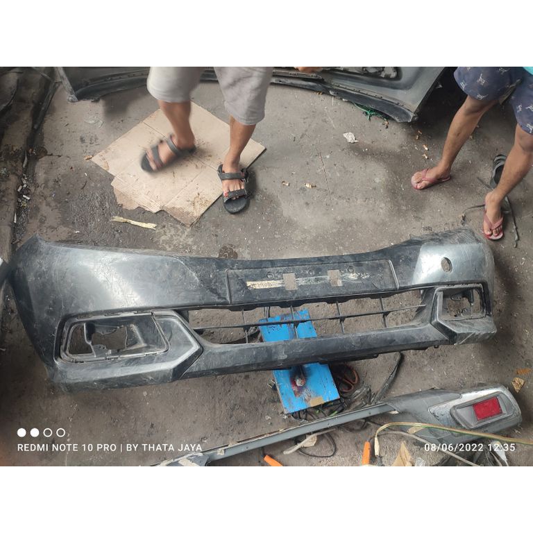 Bumper depan mobilio tipe E