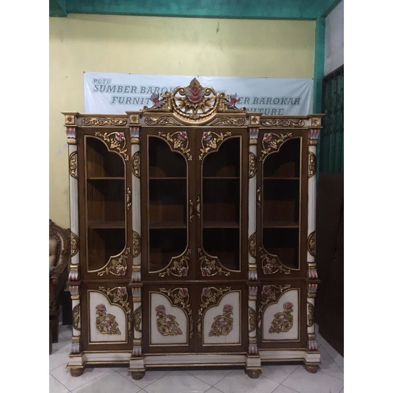 Lemari Pajangan Hias  jati Jepara