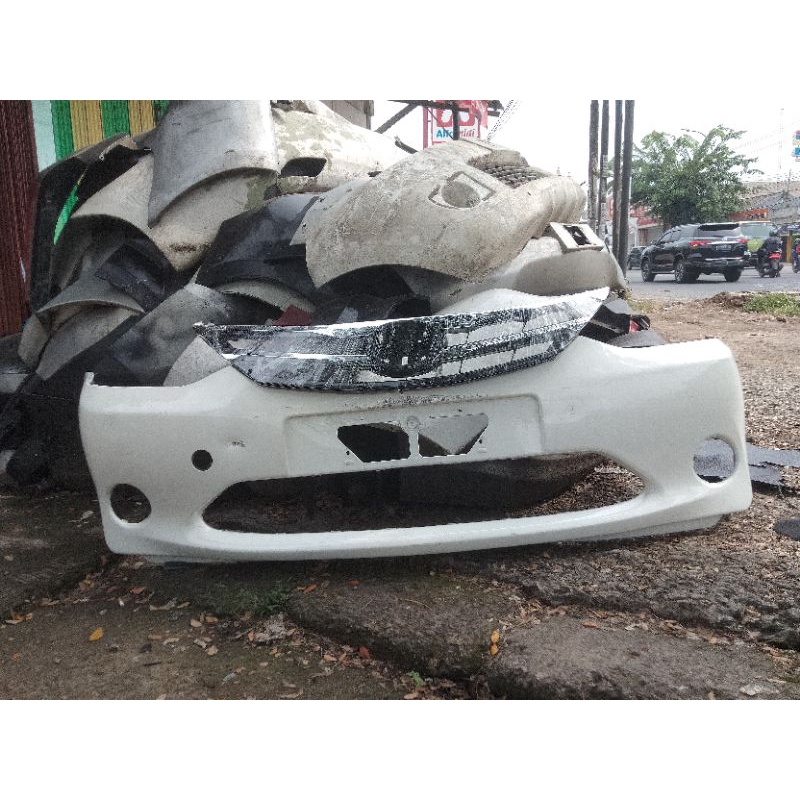 Bemper Depan Toyota Etios Valco plus Grill
