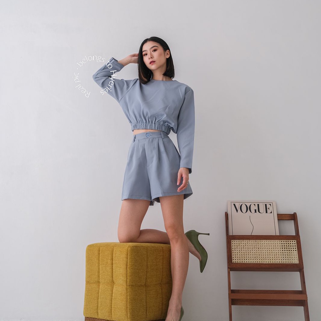 HYERIES Hwayoung set  / Setelan wanita / Sweater Wanita / Longsleeve Round Neck Top / Sweater Polos / Oversize Crop / Pakaian Casual Wanita /  Atasan Casual / Setelan Wanita / Blouse wanita Atasan asthethic / Atasan korean / Baju korea