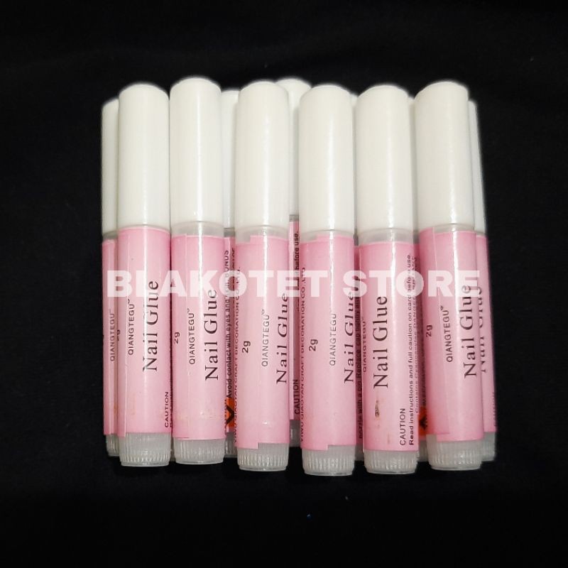 Lem Cair / Lem Kuku Palsu / Lem Fake Nails 2gr