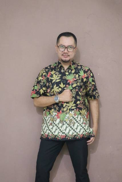 BATIK LENGAN PENDEK