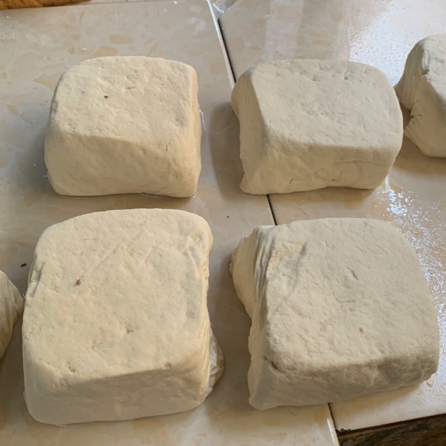 

Tahu putih besarr