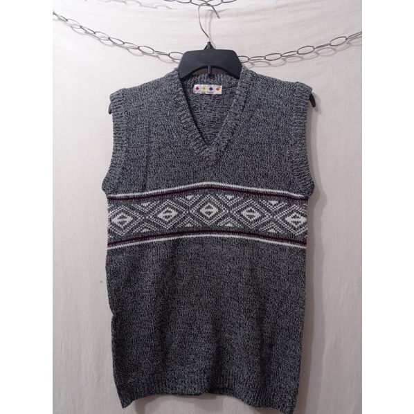 Rompi rajut pria motif