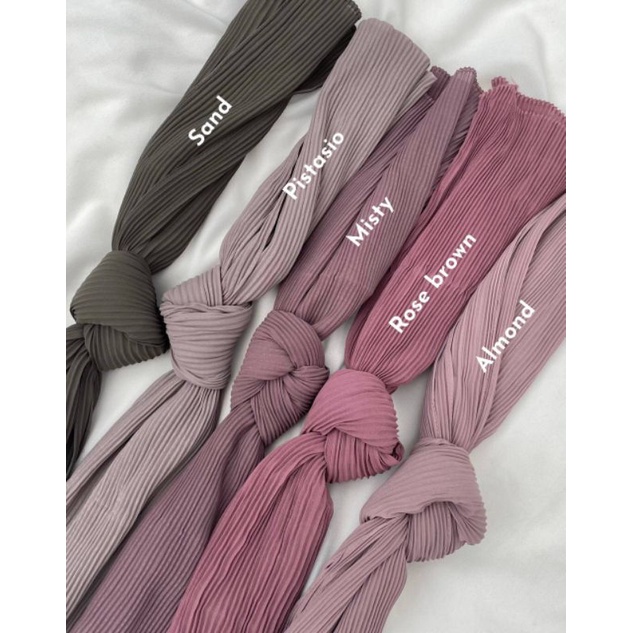Pashmina Full Plisket Tanpa Garis Tengah Lidi Kecil /Pashmina plisket/Hijab terlaris/Hijab Murah