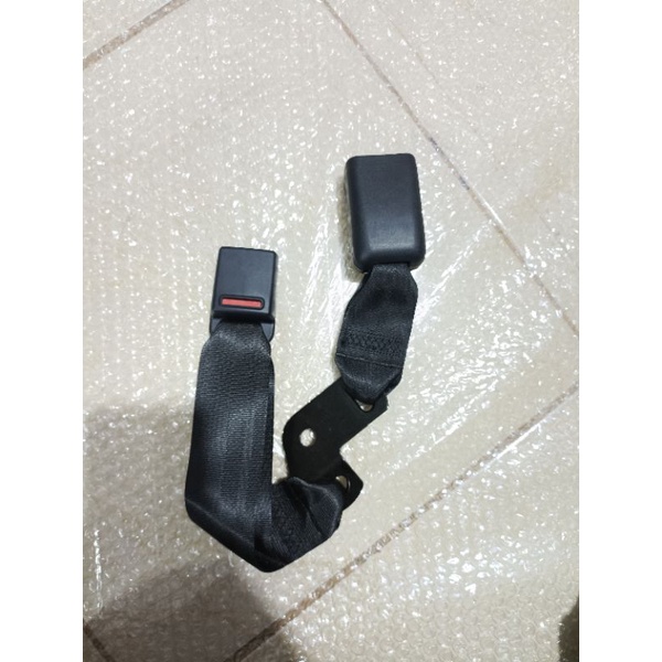 STIK LOCK SAFETY BELT BELAKANG UNIVERSAL TOYOTA DAIHATSU