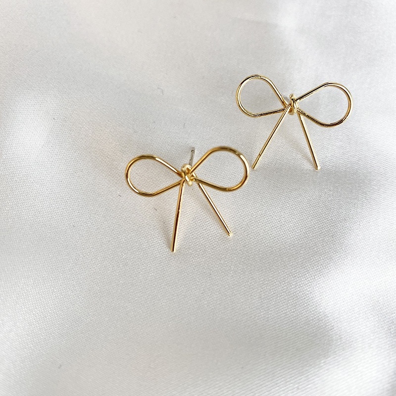 Simple Womens Bowknot Earrings Female Stud Earrings Fashion Accessories