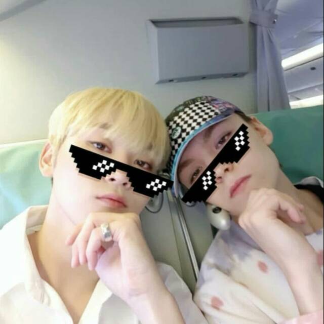 Kacamata Swag / sunglasses swag