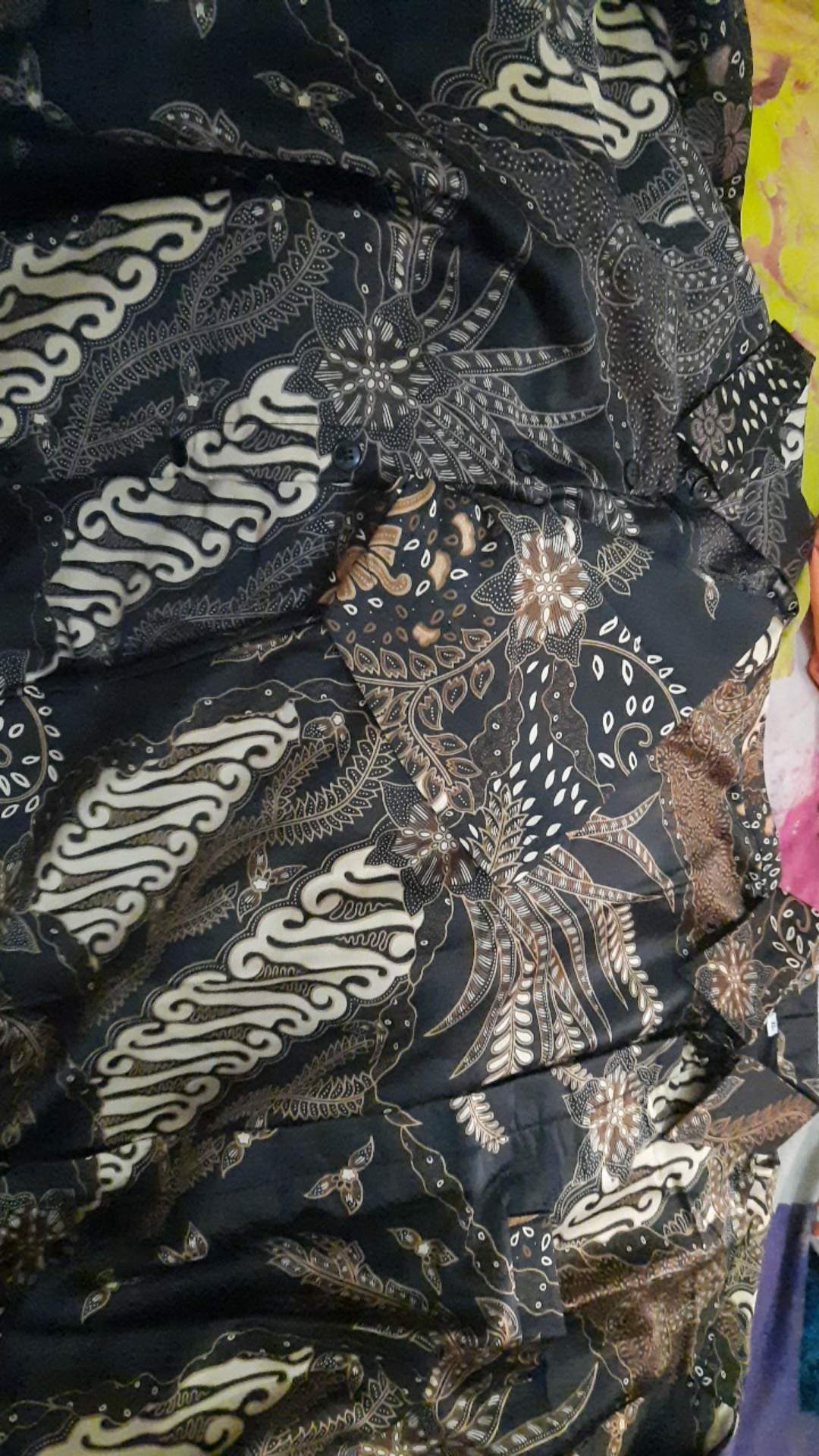 Kemeja Batik Semi Sutra Berfuring Lengan Pendek Elegan Size Jumbo M L Xl Xxl Halus Nyaman Dan Adem 1