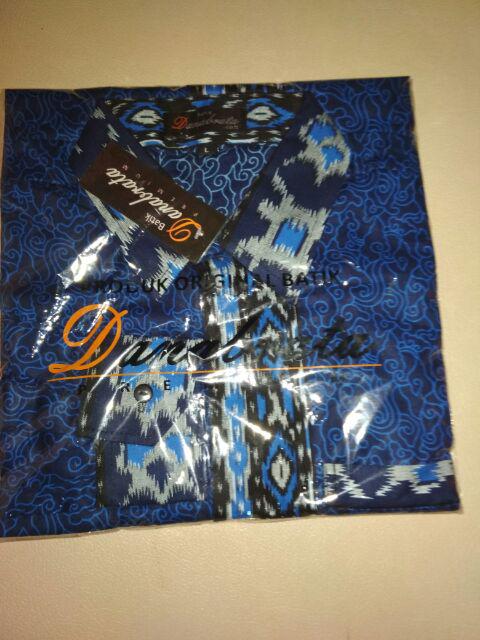 Batik Pria Kemeja Batik Pria Lengan Panjang Batik Danabrata Motif Mega Biru Kode 034 Size M L Xl Xxl