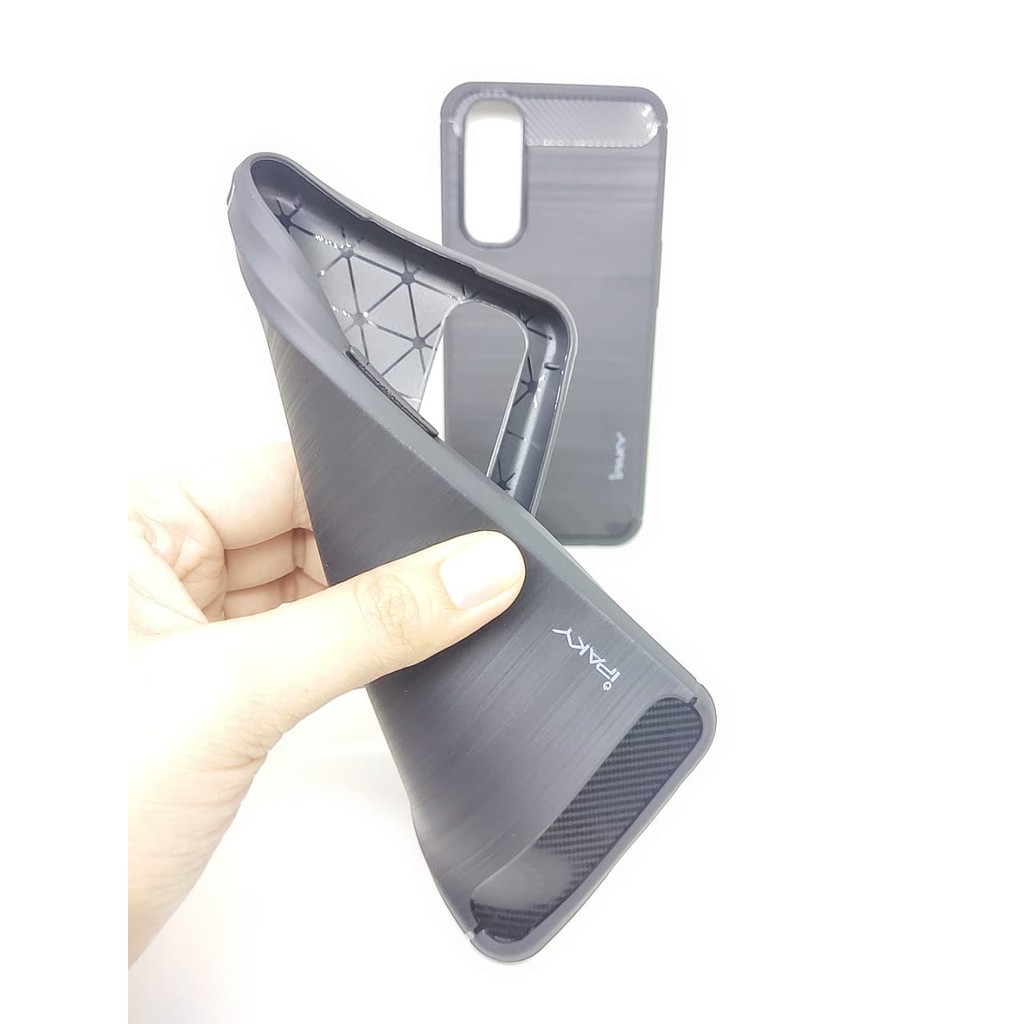 Case Slim Fit Carbon Realme Narzo 20 Pro 6.5 inchi Softshell Fiber Multi Carbon Anti Melar