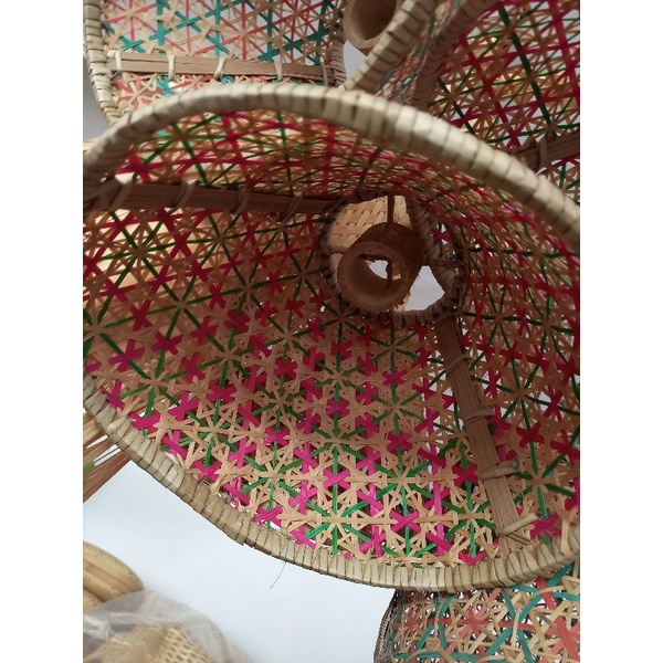 kap lampu unik dari bambu