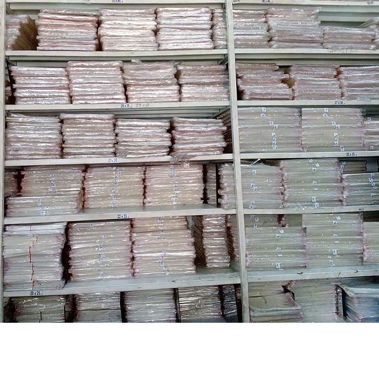

➺ 40X40 CM PLASTIK OPP (SEAL/LEM) TEBAL 20 MIC ASLI / PLASTIK KEMASAN GARMENT / BAJU / CELANA /PAKAIAN ♠