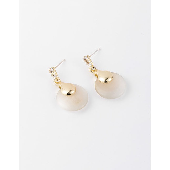 LRC Anting Tusuk Fashion White Round Alloy Imitation Opal Earrings D98372