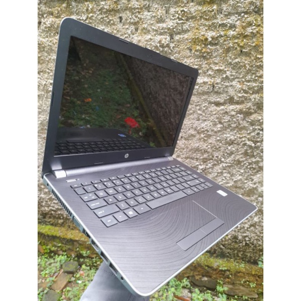 Laptop Second HP14 Intel N3060 Ram 4gb SSD 256gb Windows 10 Berlisensi - Laptop Bekas - Laptop Seken