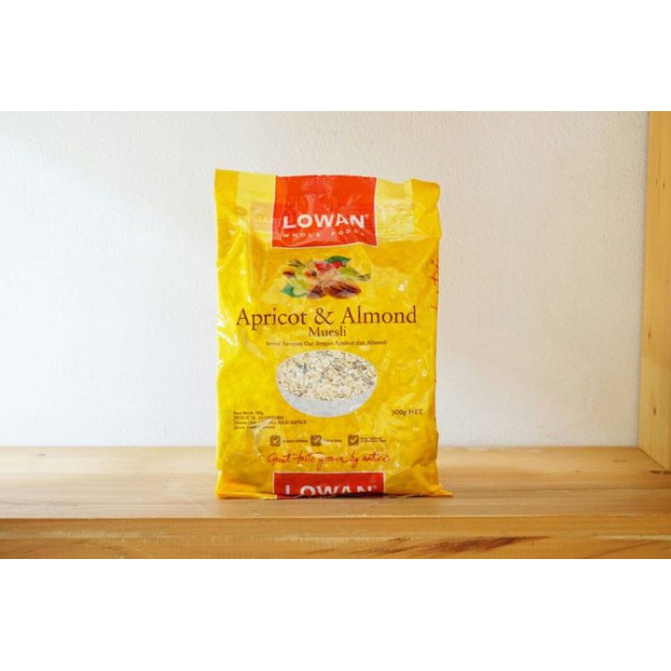 Lowan Apricot & Almond Muesli 500g