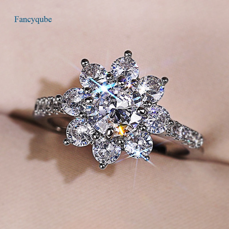 Fancyqube Cincin Desain Bunga Aksen Batu Cz Warna Silver Untuk Wanita