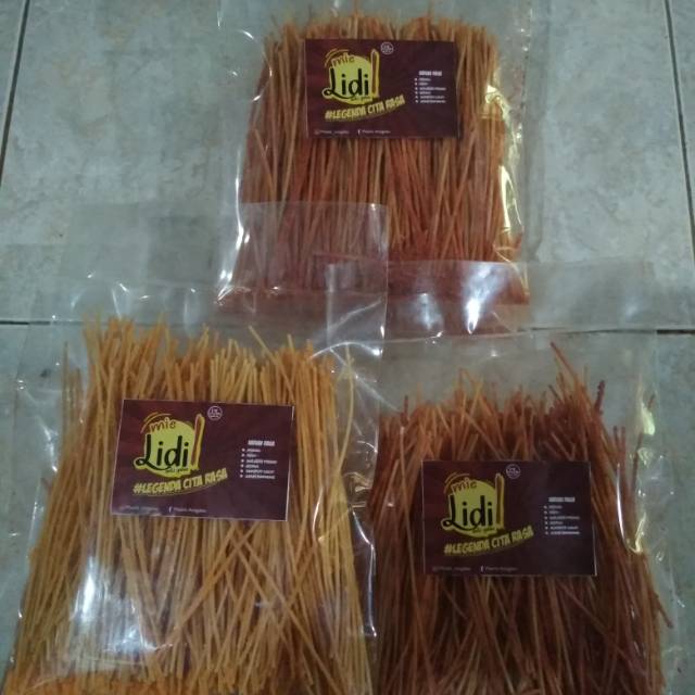 

Mie lidi anti galau legenda cita rasa 100gr dengan varian rasa gurih dan pedas