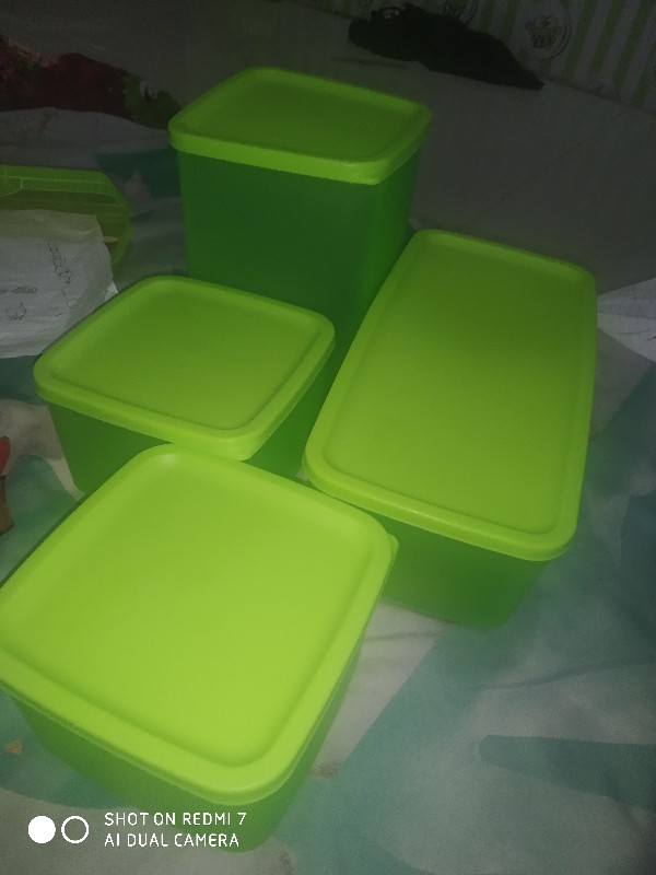 Tupperware Promo Toples Tempat Makan 1 Set 4 Pcs - Biru