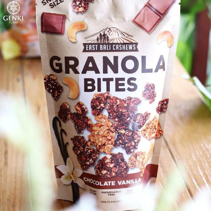 

THE BEST Granola Bites Chocolate Vanilla (East Bali Cashews) - 125 g MURAH