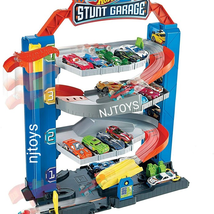 {OktaStore} Hot Wheels Stunt Garage Trackset - Mainan Trek Mobil Balap Berkualitas