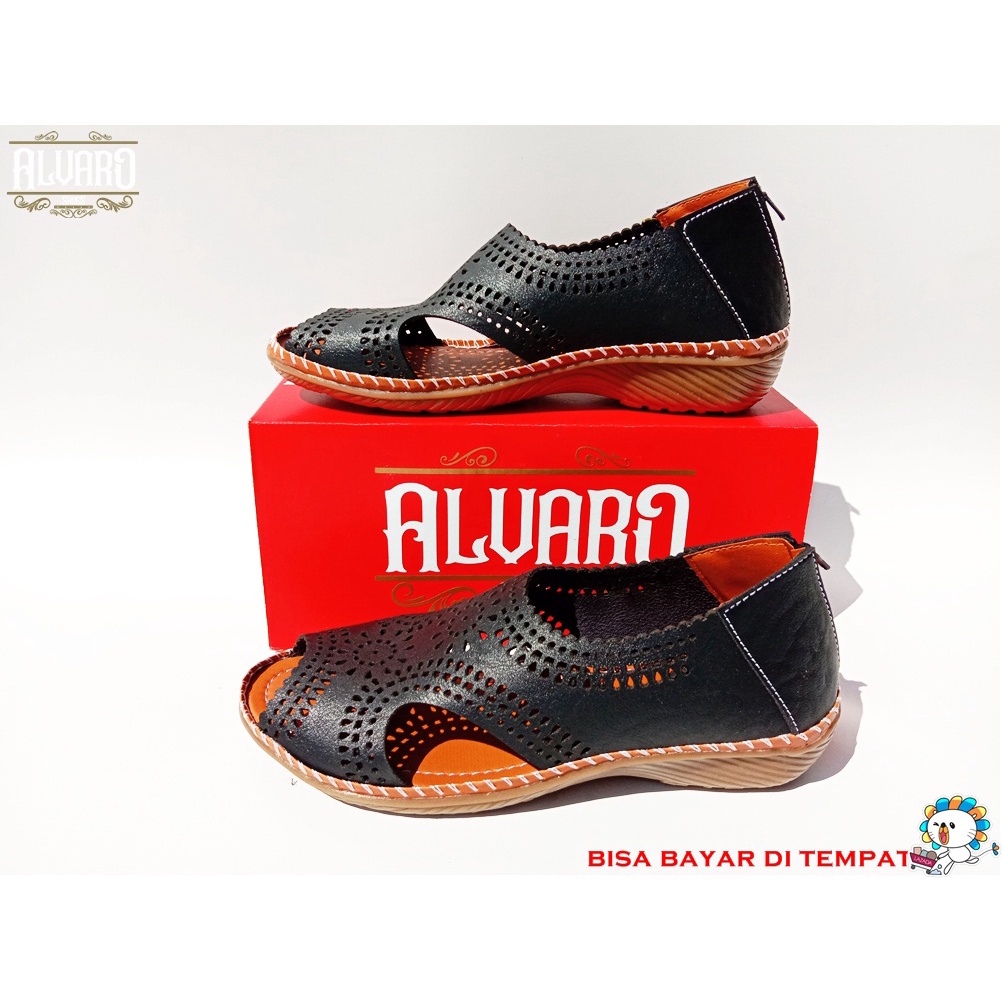 Sepatu Sandal Wanita Berkualitas Kikers Flat Shoes model Laser kekinian 2022