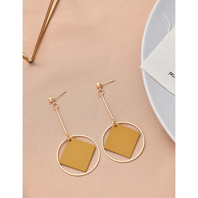 LRC Anting Tusuk Fashion Frosted Square Earrings D89677