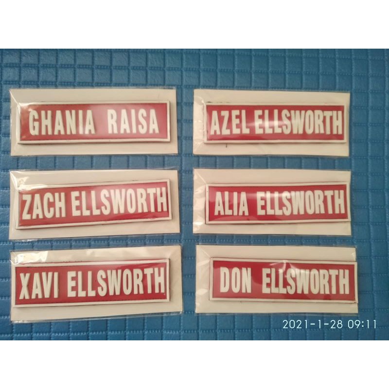 papan nama dada/name tag