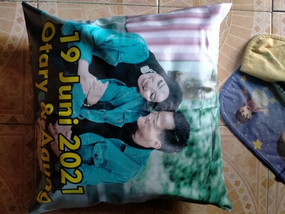 Bantal Foto Murah 2 Sisi Printing Cepat 30x30,40x40,50x50  Bolak Balik Bisa Beda Gambar