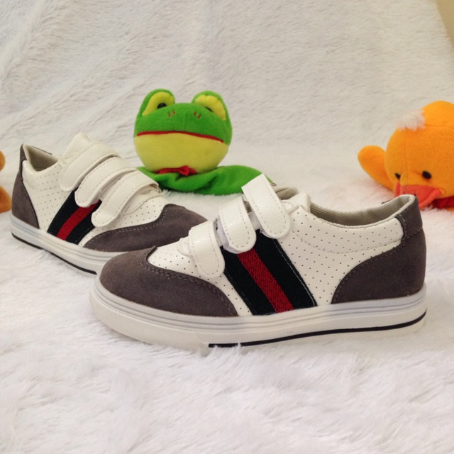 Sepatu anak cowok gucci import