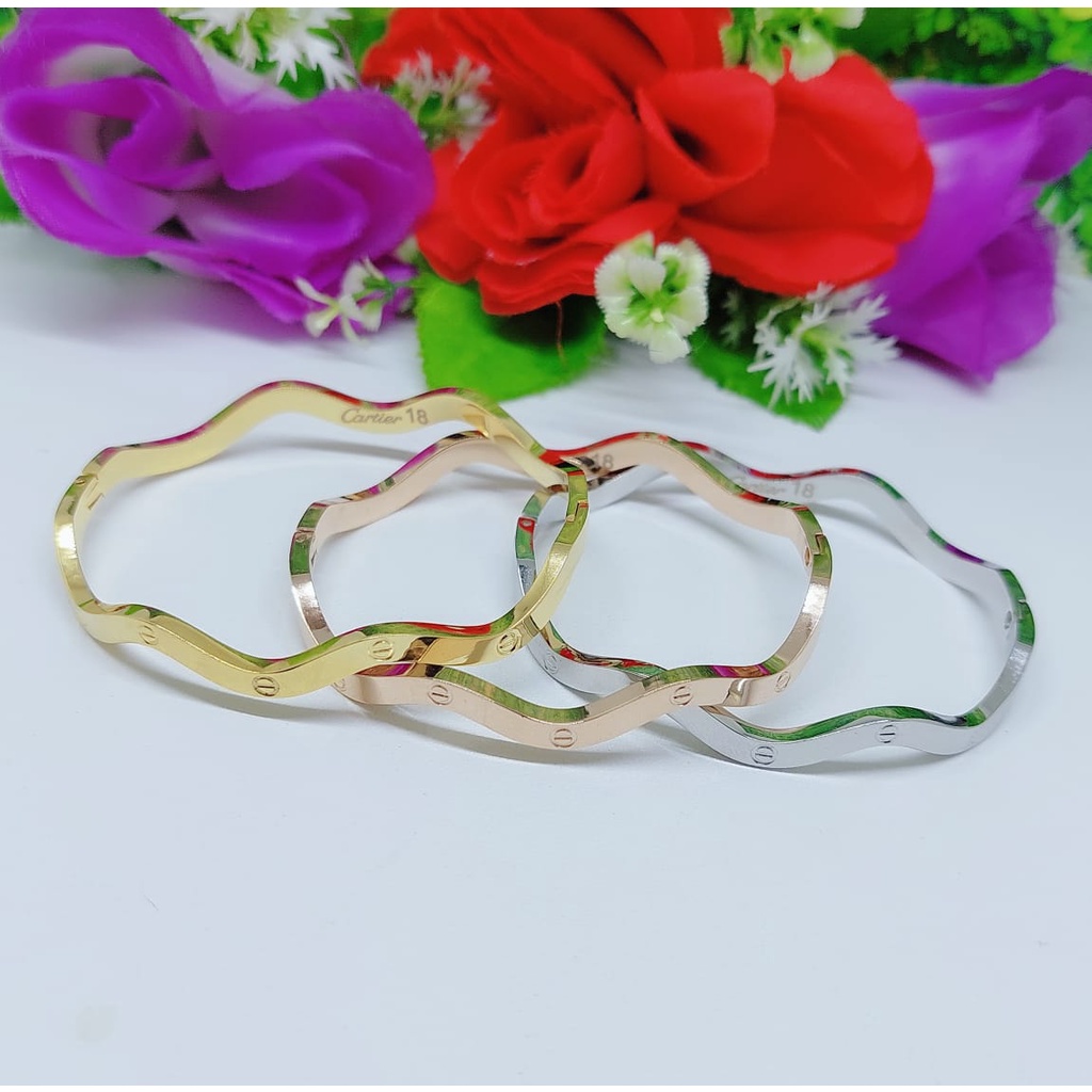 Titanium gelang dan cincin berbentuk gelombang perhiasan fashion （lebar6mm dan 4mm) 9973