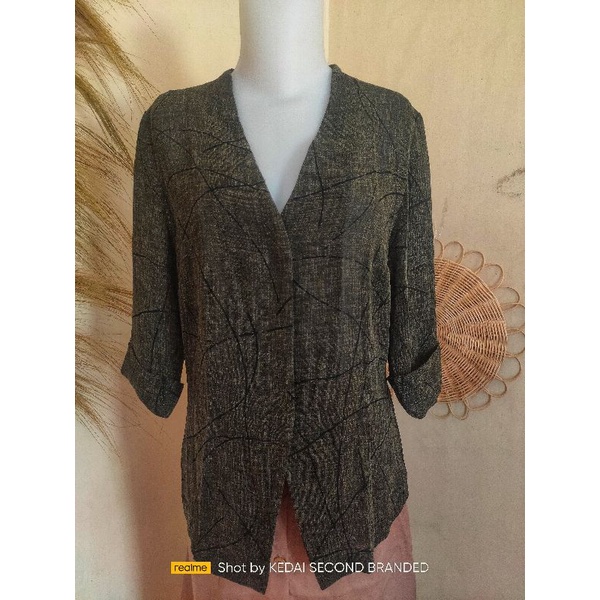 Atasan Blouse Kemeja Rajut Korea Import