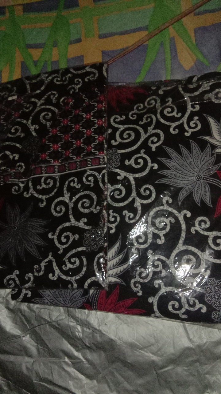 Maura Couple - Sania Ruffle Batik Couple Ori Ndoro Jowi Garansi Termurah Shopee -  Batik Modern Solo