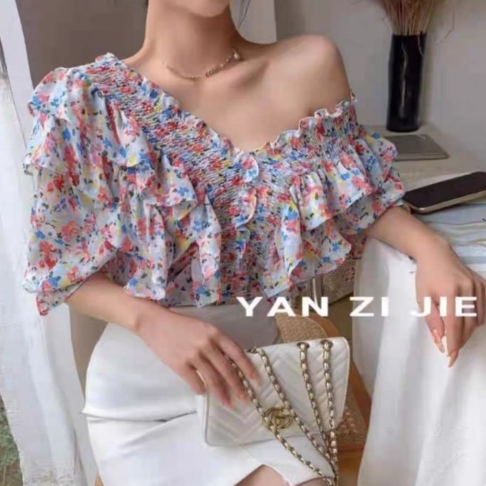 2434 Baju Atasan Pakaian blouse blus rempel remple bunga kerah leher vi lengan pendek bunga luaran h