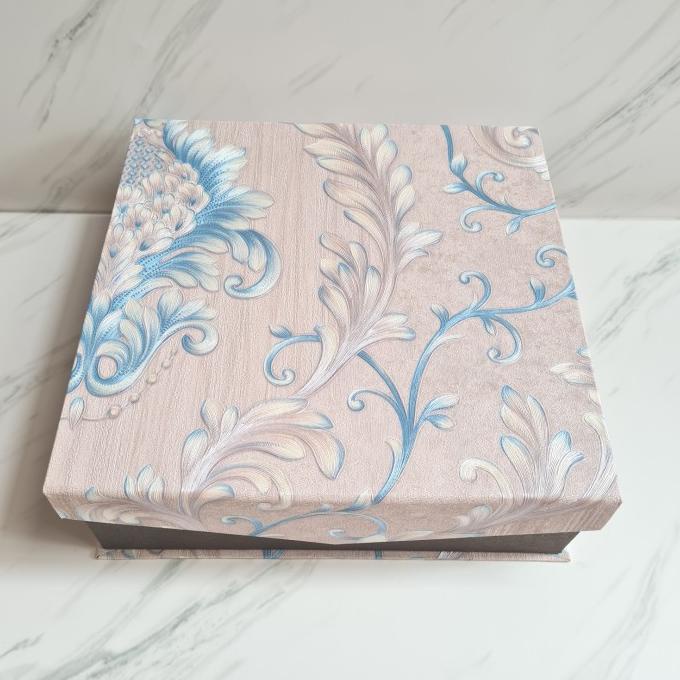 

[COD] Box Magnet Dasi Flower wallpaper 25x25cm / kotak kue hardbox [COD]