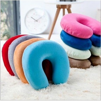 Bantal Leher Kepala Empuk bentuk U Headrest