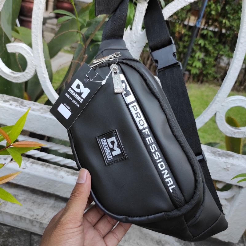 Tas Pria Original | Waistbag Pria Kulit Sintetis | Tas Selempang Distro Keren 3 Kantong