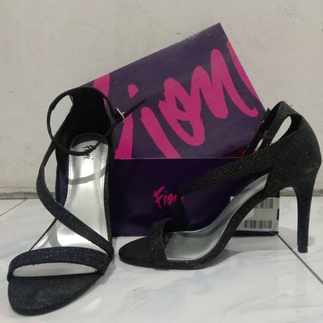 Sepatu wanita / Sepatu hak tinggi Fioni