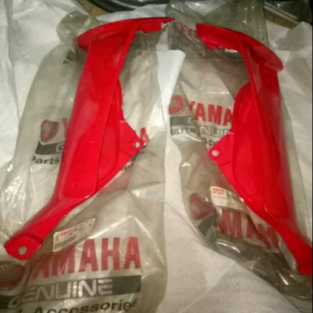 Sepasang Sayap luar /legseal luar fizr merah vrc1 ORIGINAL YGP