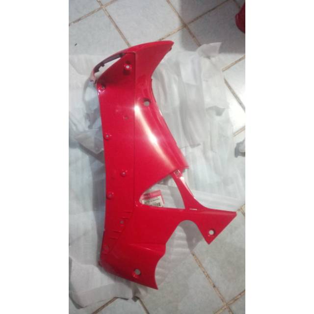 Cover Sayap - Tebeng - Leg Shield L - Sayap Dalam Kiri Supra X 125 2006 Original AHM Merah Red