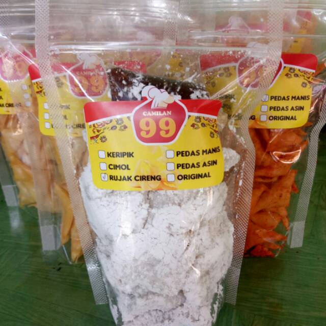 

Cireng bumbu rujak